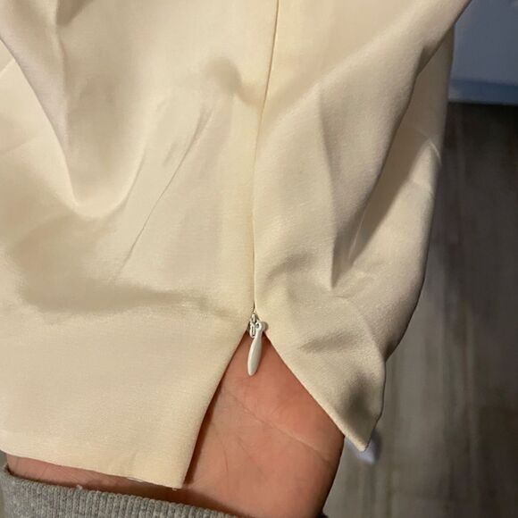 NWOT Lafayette 148 New York Cream Silk Fully Lined Sleeveless Top - 14 - Picture 7 of 10